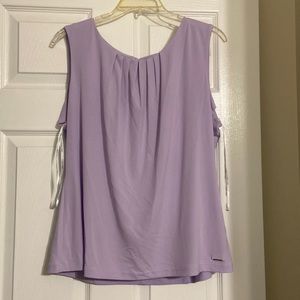 Calvin Klein light purple knit top. Size XL. Never worn.